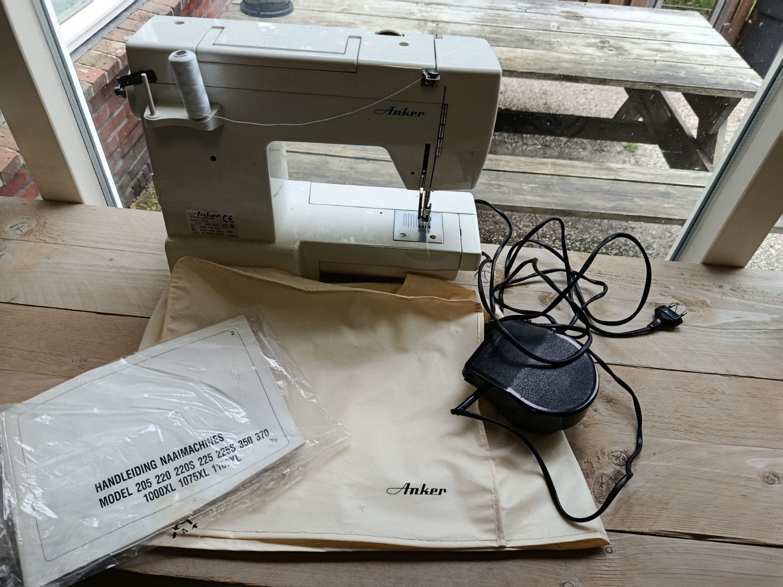 Anker Naaimachine Model 225S, Ophalen of Verzenden, Zo goed als nieuw, Naaimachine, Overige merken