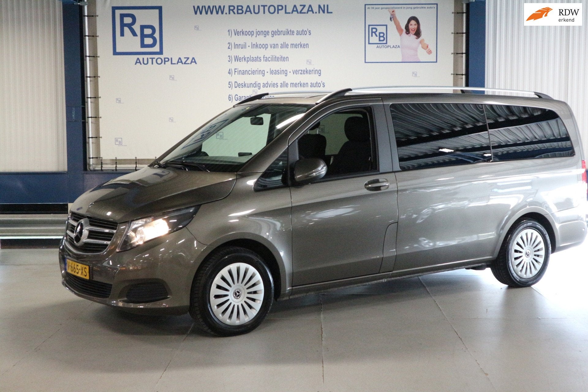 Mercedes-Benz V-klasse 200d / ROLSTOEL VERVOER / MINDER VALI, Auto's, Bestelauto's, Automaat, Euro 6, 4 cilinders, Bedrijf