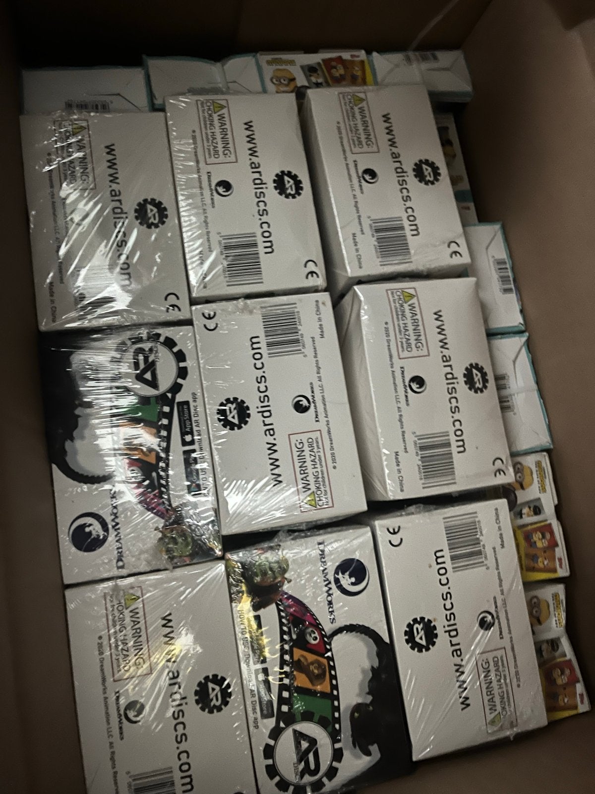 Topps partij 16 dozen Minions Stickerbox & Dreamworks Sealed, Ophalen of Verzenden, Nieuw, Stickers en Plaatjes