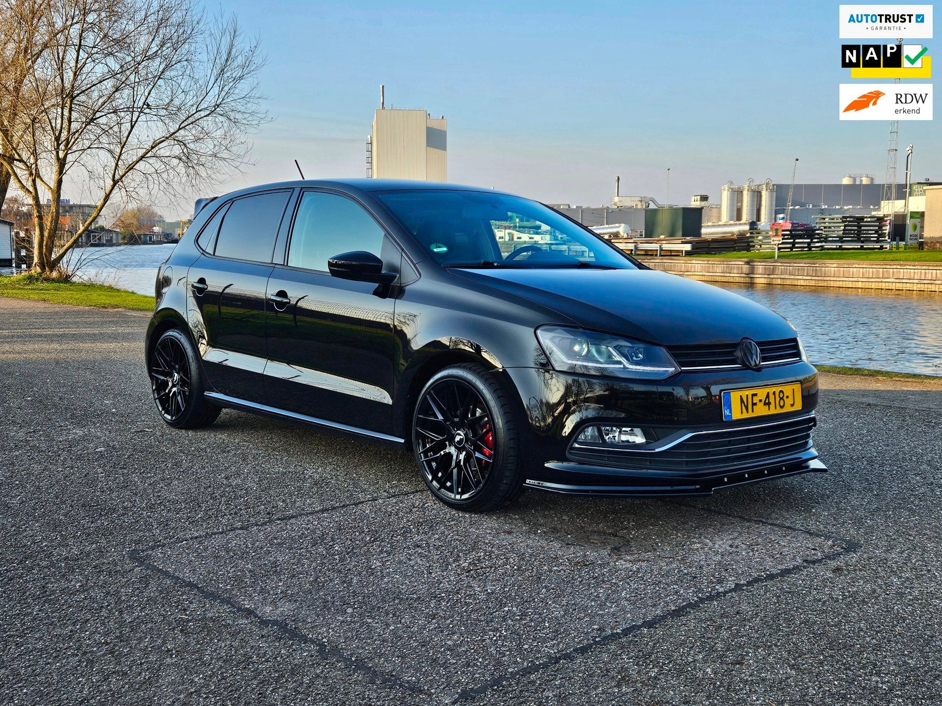 Volkswagen Polo 1.2 TSI Comfortline Airco*Navi*Led*El.ramen, Auto's, Voorwielaandrijving, Euro 6, 4 cilinders, Zwart