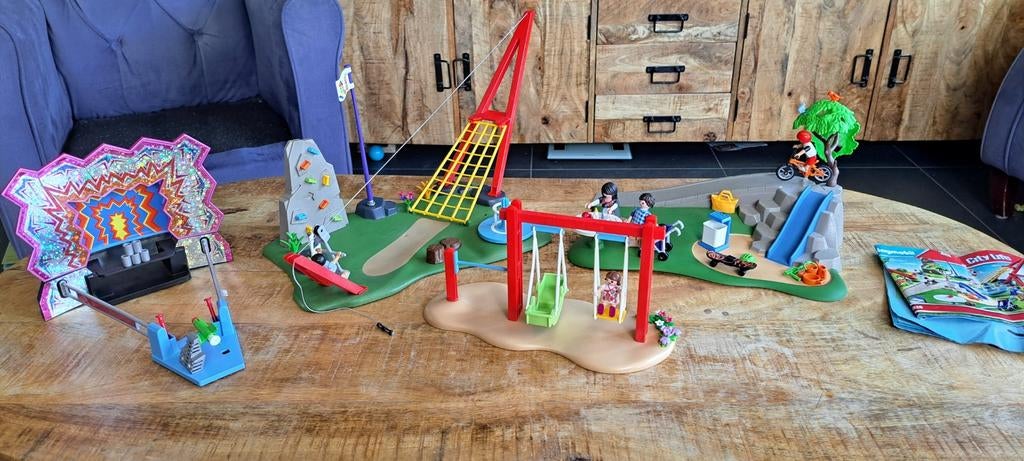 Grote speeltuin van playmobil, Kinderen en Baby's, Speelgoed | Playmobil, Ophalen of Verzenden, Gebruikt, Complete set