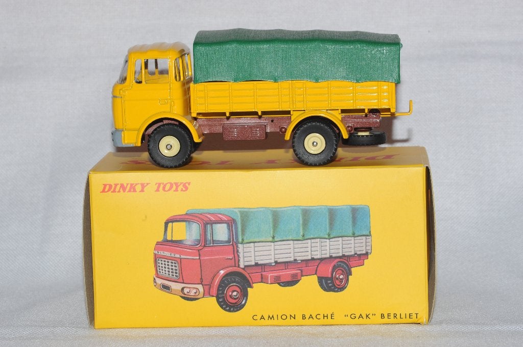 Dinky Toy Camion Bache gak Berlit no584, Ophalen of Verzenden, Zo goed als nieuw, Auto, Dinky Toys