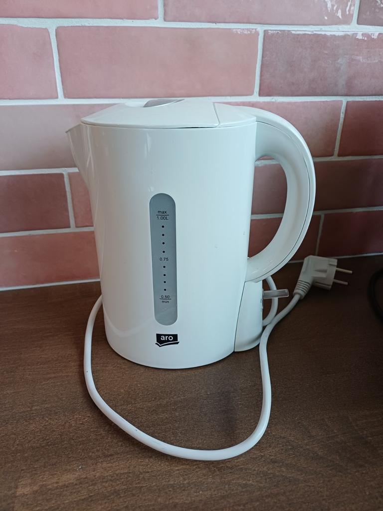 Aro waterkoker - 1 liter - Wit, Witgoed en Apparatuur, Minder dan 1 liter, Ophalen of Verzenden, Gebruikt