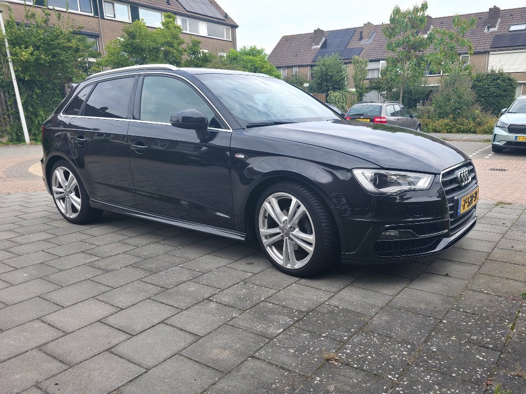 Audi A3 1.4 Tfsi 3x S-Line / S-tronic, Auto's, Sportstoelen, Zwart, Origineel Nederlands, 1395 cc
