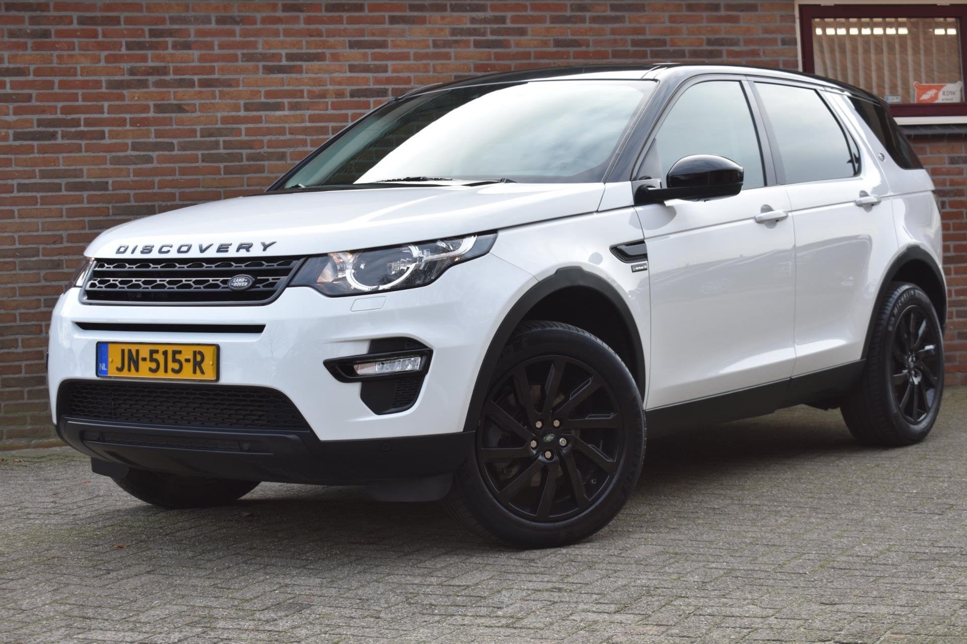 Land Rover Discovery Sport 2.0 Si4 4WD Urban Series Pure '16, Auto's, Automaat, Gebruikt, 4 cilinders, 2000 kg