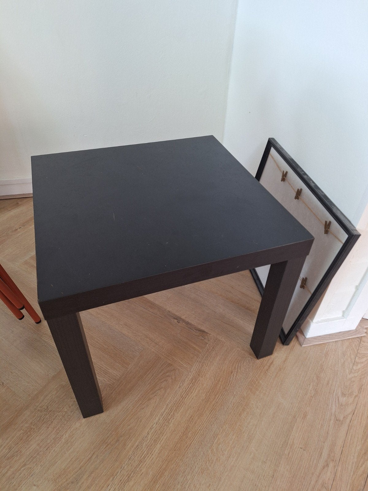 Donkerbruine/zwarte bijzettafel - Gebruikt, Ophalen, Minder dan 45 cm, Minder dan 55 cm, Gebruikt