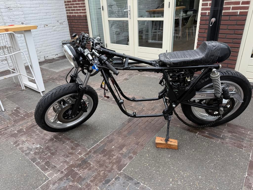Honda CB750 F2 1978 Café Racer Project + veel onderdelen, Ophalen, Gebruikt, Benzinemotor, 1800 rpm of meer