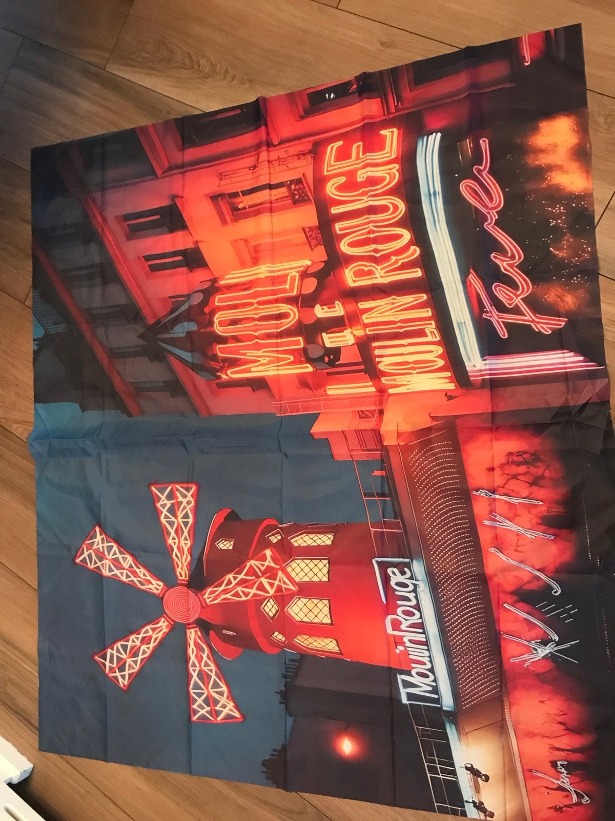 Moulin Rouge Feestpakket: Poster, Spel, Voile, Pluimen, Haar, Ophalen of Verzenden, Gebruikt, Feestartikel, Film of Tv