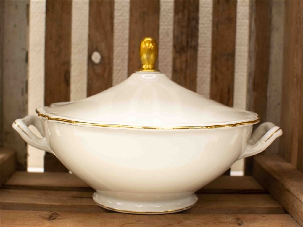 EichenBach bavaria porseleinen afdekschaal 37825, Gebruikt, Ophalen of Verzenden, Bord(en), Wedgwood