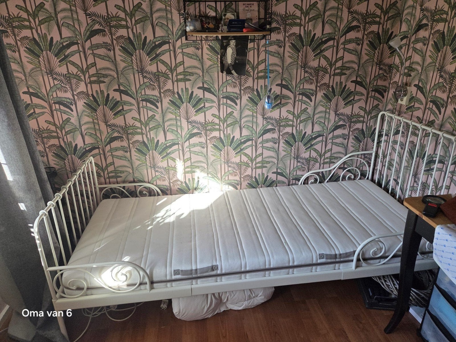 bed van ikea...., Huis en Inrichting, Ophalen, Eenpersoons, Wit, Zo goed als nieuw