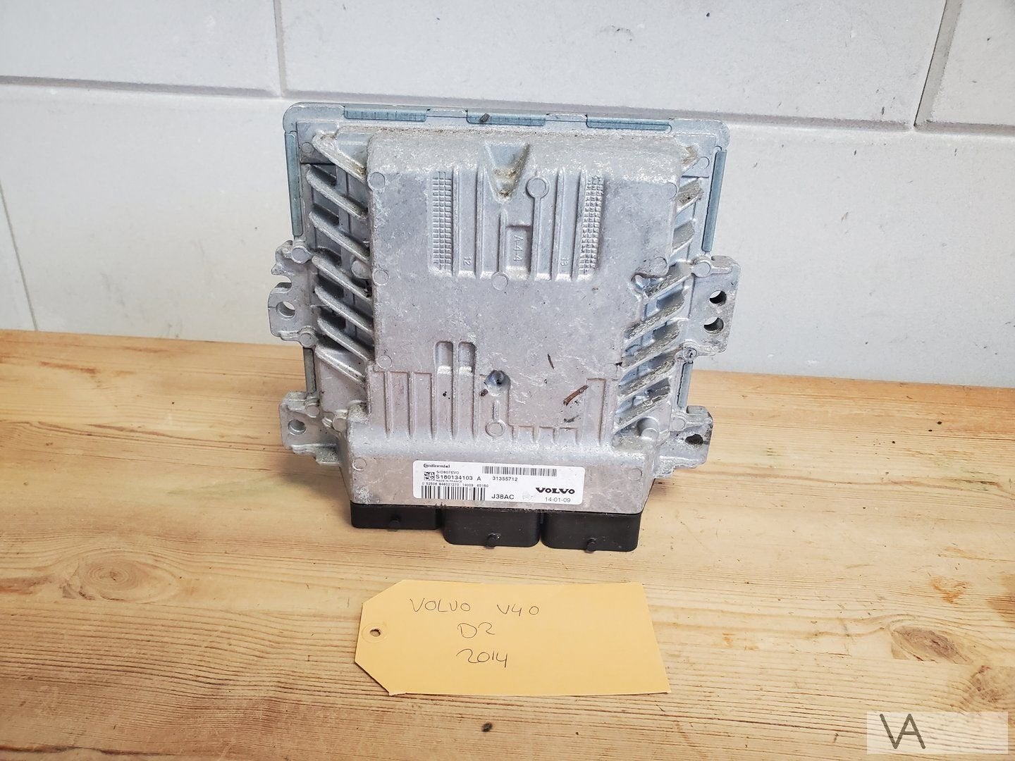 Volvo V40 V60 V70 ECU motorcomputer 1.6 d2 D4162t 31355712, Gebruikt, -, -, Ophalen of Verzenden