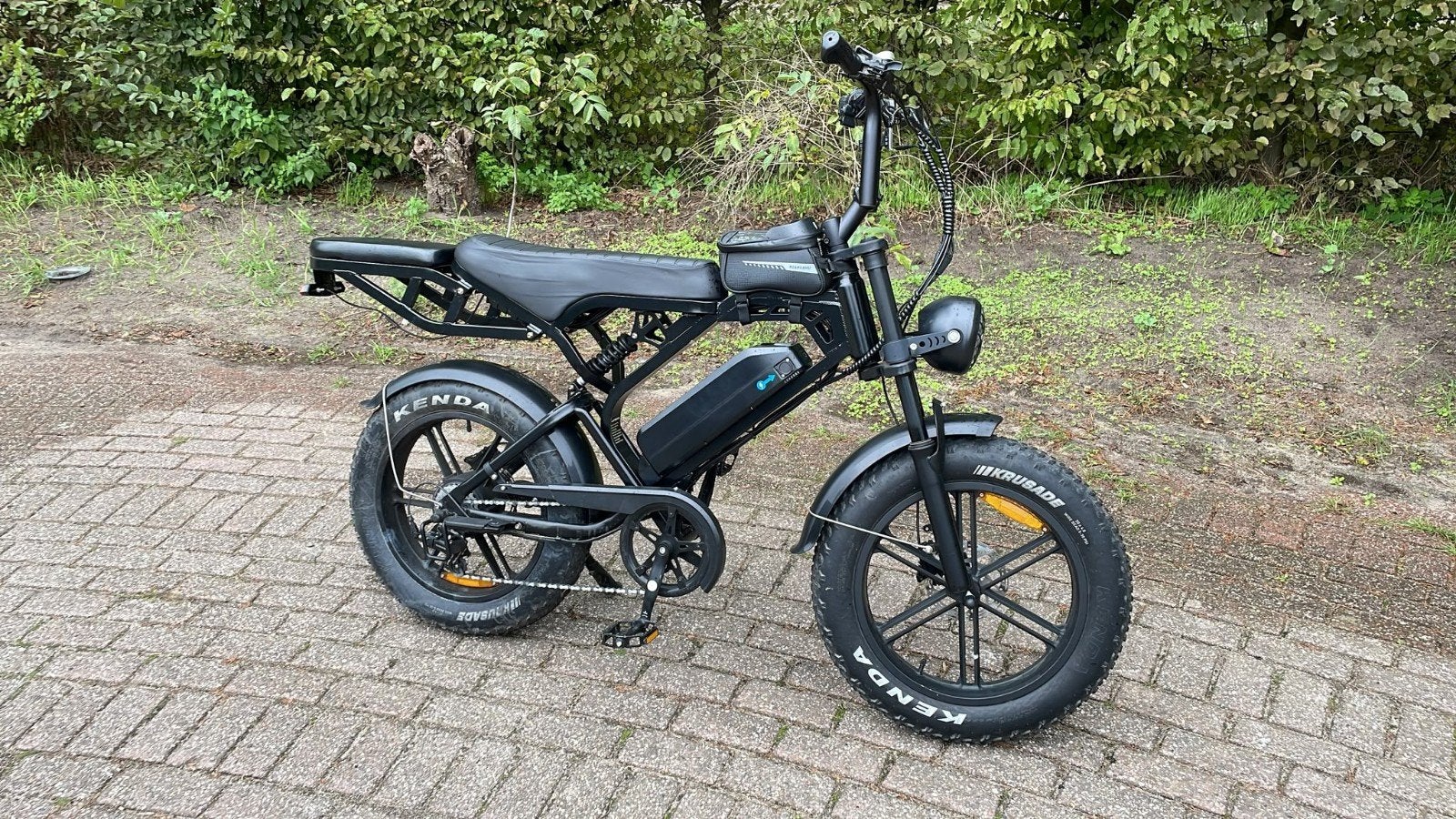 Fatbike v20 pro met dubbele vering en lange zitting, Zo goed als nieuw, Minder dan 47 cm, 50 km per accu of meer, Ophalen