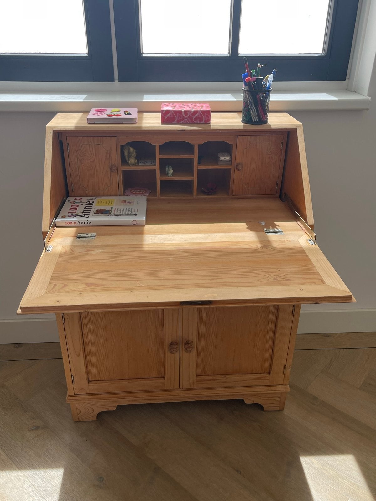 Vintage grenen secretaire met opbergruimte, Huis en Inrichting, Bureaus, Ophalen, Gebruikt, Secretaire, Overige merken