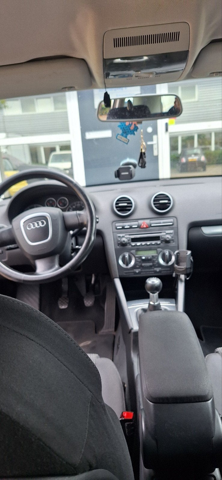 Audi A3 1.6 Sportback 85KW FSI 2005 Grijs, Voorwielaandrijving, 15 km/l, 4 cilinders, Origineel Nederlands