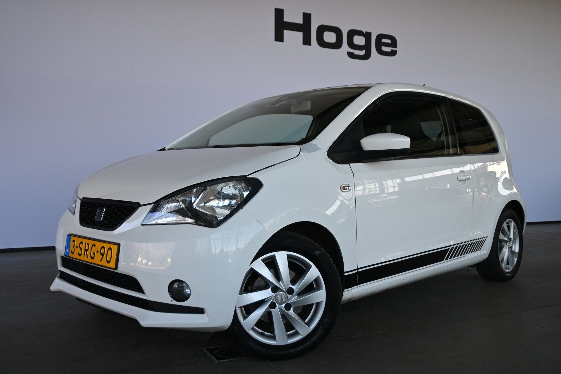 SEAT Mii 1.0 Style Sport Airco Cruise Control All in Prijs!, Voorwielaandrijving, Euro 5, Stof, Gebruikt
