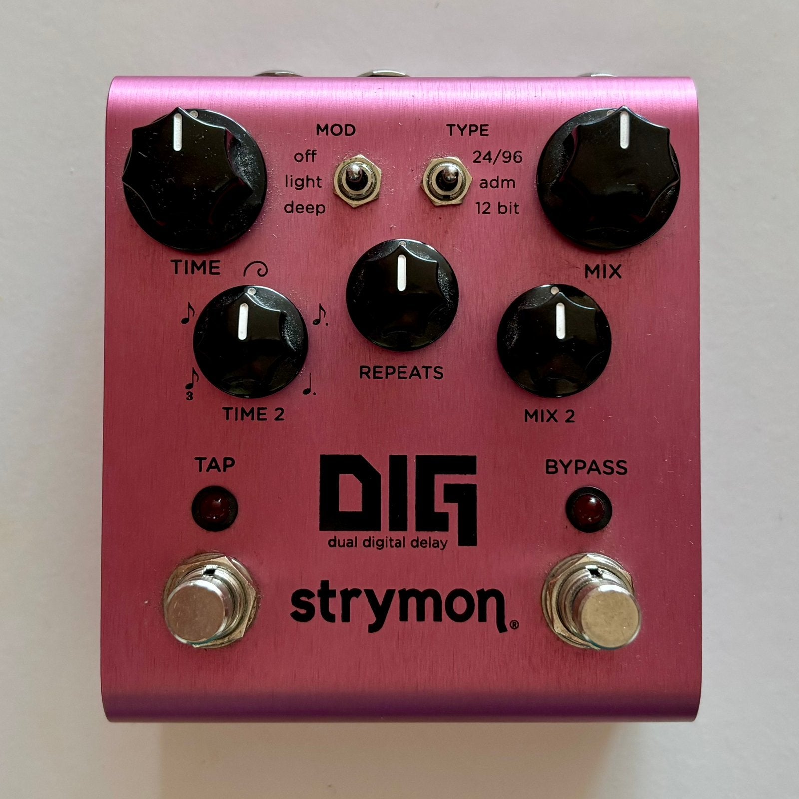 Strymon DIG v1 delay, Muziek en Instrumenten, Effecten, Ophalen of Verzenden, Zo goed als nieuw