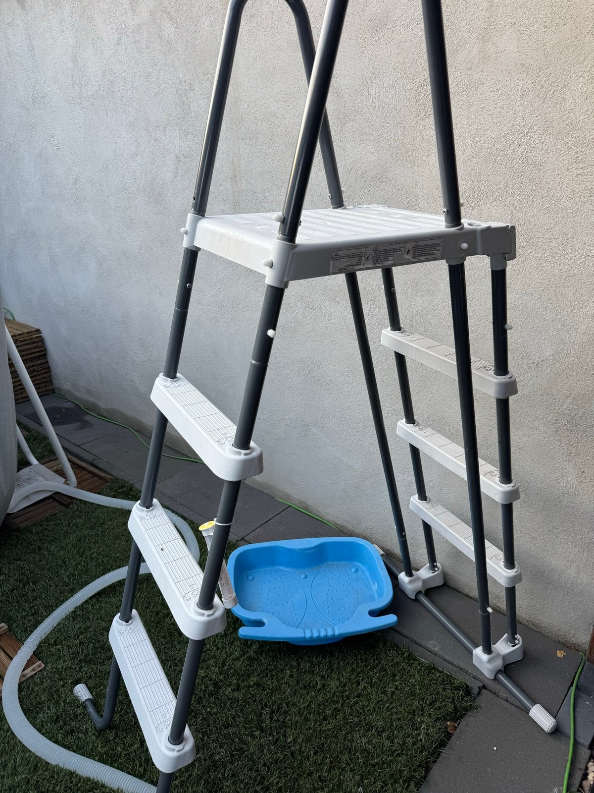 Intex Zwembad Trap - Veilig en Stevig, Tuin en Terras, Ophalen, Gebruikt, Ladder