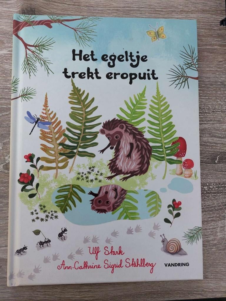 Ulf Stark - Het egeltje trekt erop uit - Hardcover, Boeken, Ophalen of Verzenden, Zo goed als nieuw, Ulf Stark, Fictie algemeen