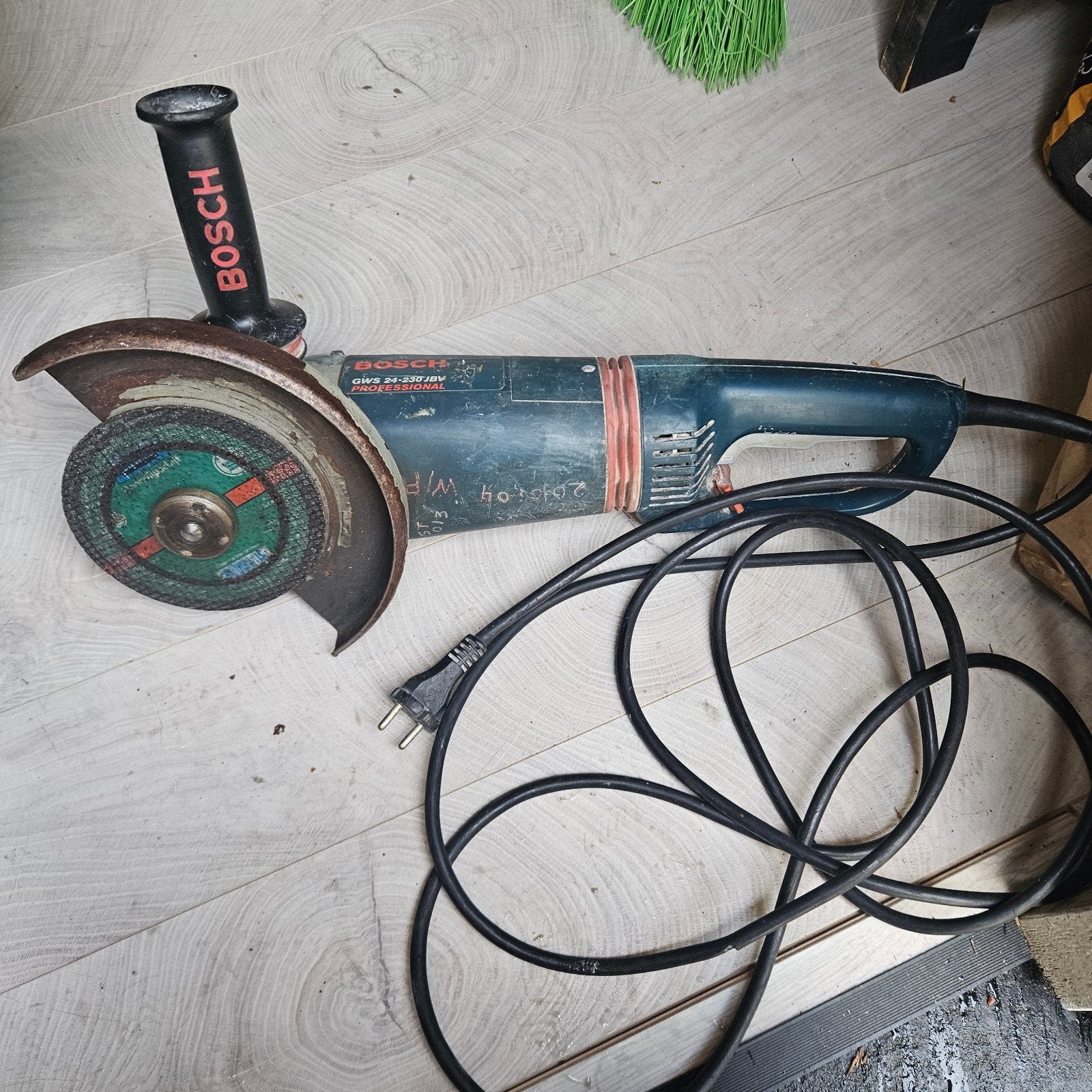 Bosch GWS 24-230 HV Professional haakse slijper, Ophalen of Verzenden, Gebruikt, 1000 watt of meer, Haakse handslijpmachine
