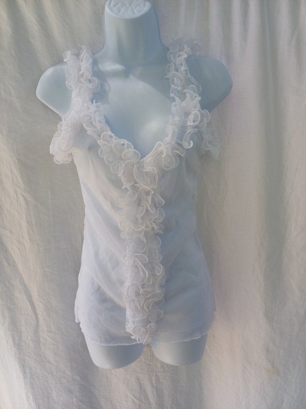 Gaaf wit shirt met roesjes mt M/L merk Luc-Ce, Maat 38/40 (M), ., Wit, Ophalen of Verzenden
