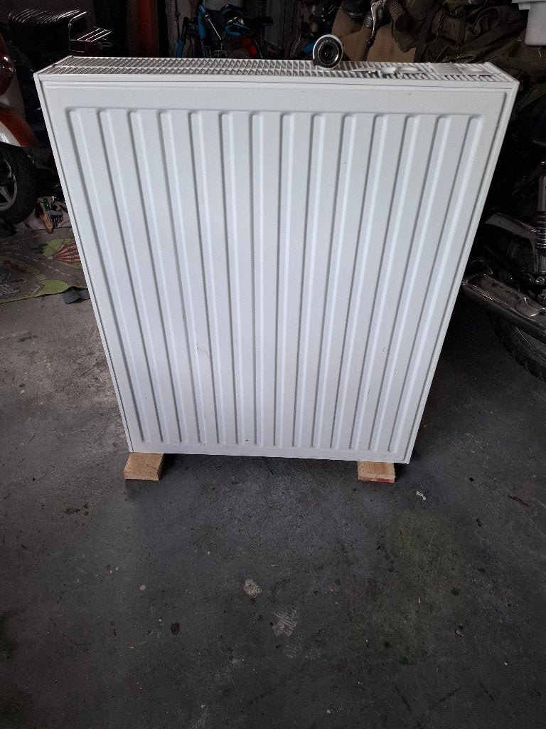Radiator 3 platen, Ophalen, Gebruikt, Radiator, 60 tot 150 cm