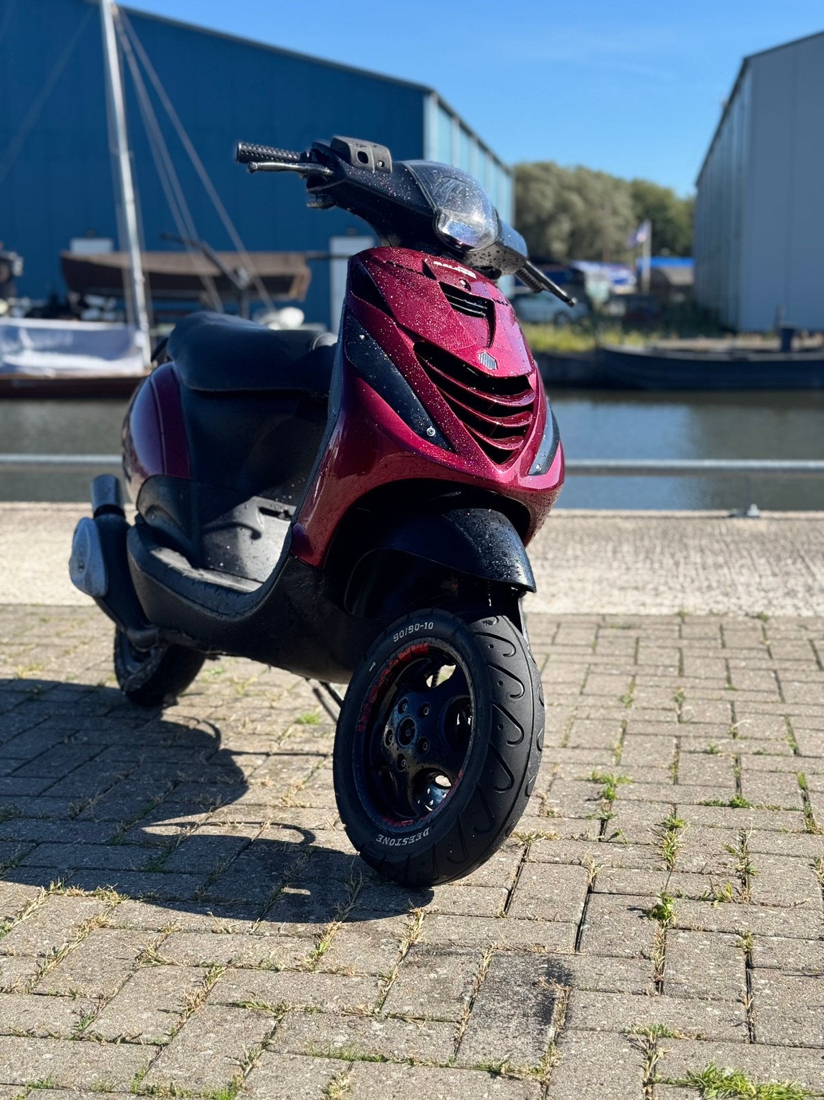 iaggio Zip 2000 SP – Candy Red – 70cc – 100+ km/u, Fietsen en Brommers, Ophalen, Tweetakt, Maximaal 45 km/u, Zo goed als nieuw