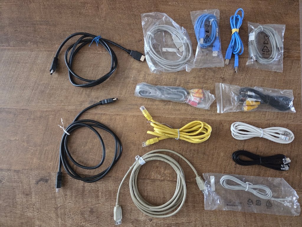 Diverse kabels - Audio, Video, Netwerk, Ophalen, Zo goed als nieuw, Minder dan 2 meter, Overige kabels