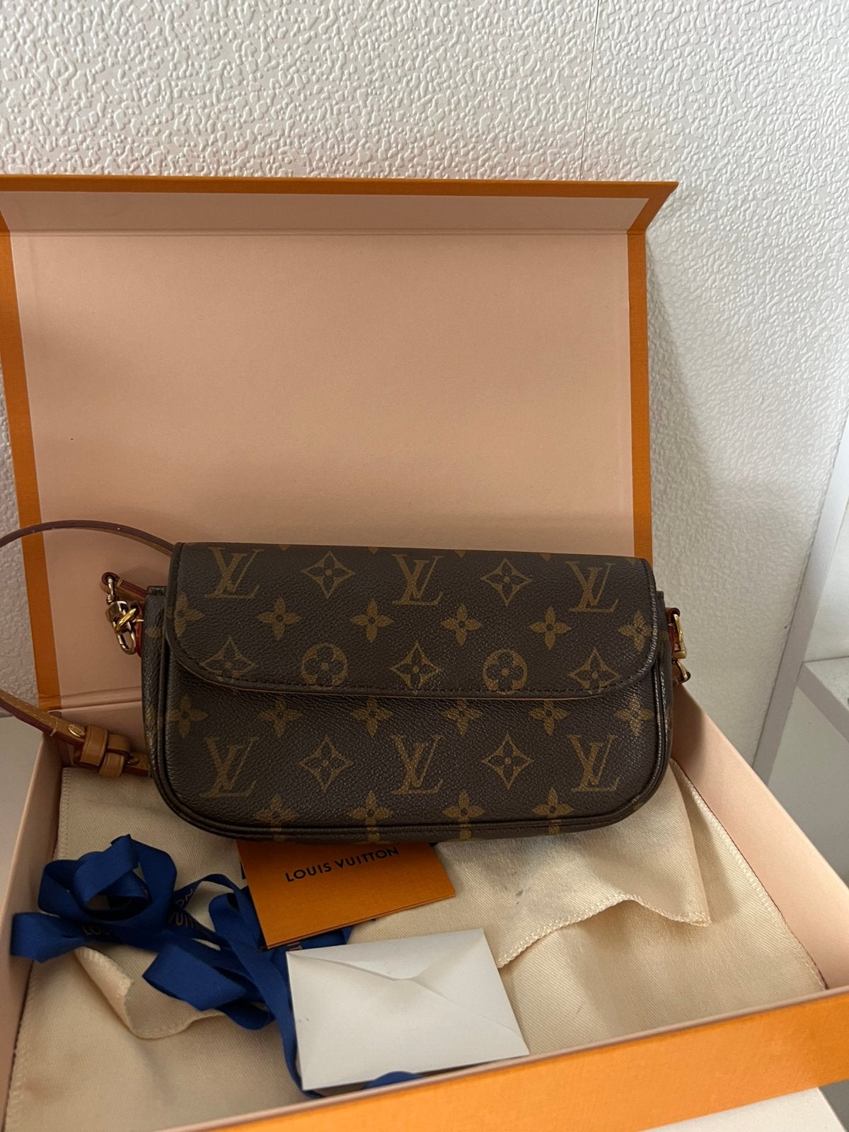 Louis Vuitton Ivy wallet bag, Overige merken, Bruin, Ophalen of Verzenden, Zo goed als nieuw
