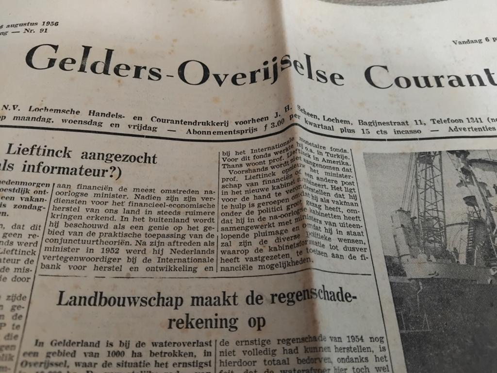 15x Hans Kresse in kranten 1957., Verzamelen, Tijdschriften, Kranten en Knipsels, Ophalen of Verzenden, 1940 tot 1960, Krant