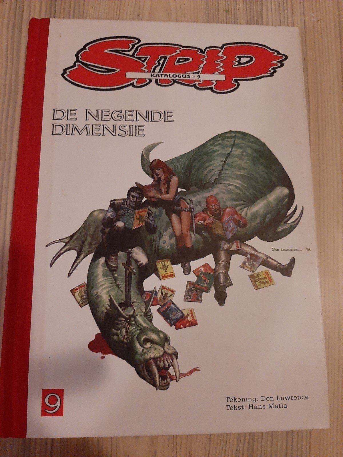 Strip Katalogus 4: De Negende Dimensie - Hardcover, Eén stripboek, Ophalen of Verzenden, Zo goed als nieuw, Don Lawrence, Hans Matla