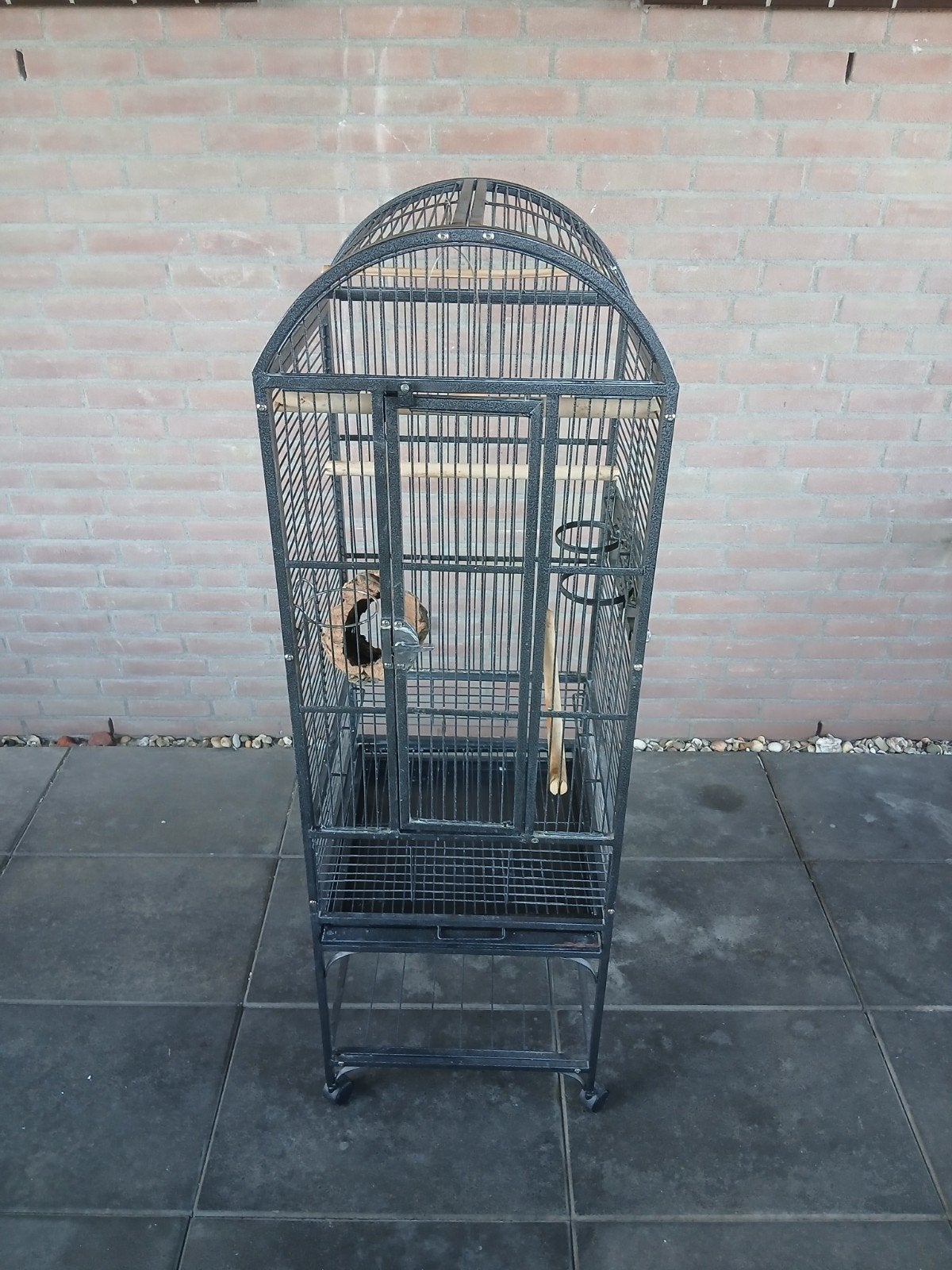 Vogelkooi Met Accessoires!, Dieren en Toebehoren, Ophalen, Zo goed als nieuw, Metaal, Vogelkooi