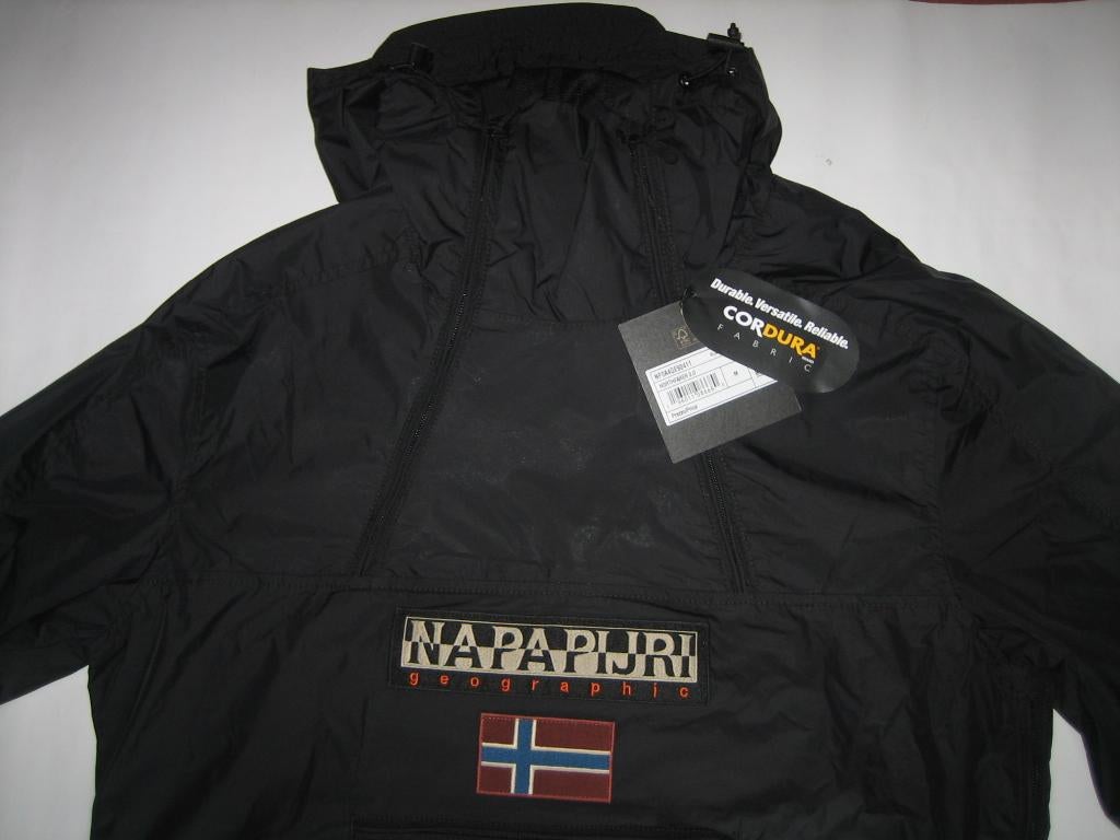 Napapijri Rainforest jas wind en waterdicht XS / 176 2.0 ZW, Jongen of Meisje, Nieuw, Ophalen of Verzenden, Napapijri