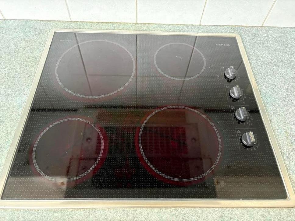 Siemens keramische kookplaat met halogeenverwarming, Witgoed en Apparatuur, Kookplaten, Ophalen, Gebruikt, Keramisch, 4 kookzones