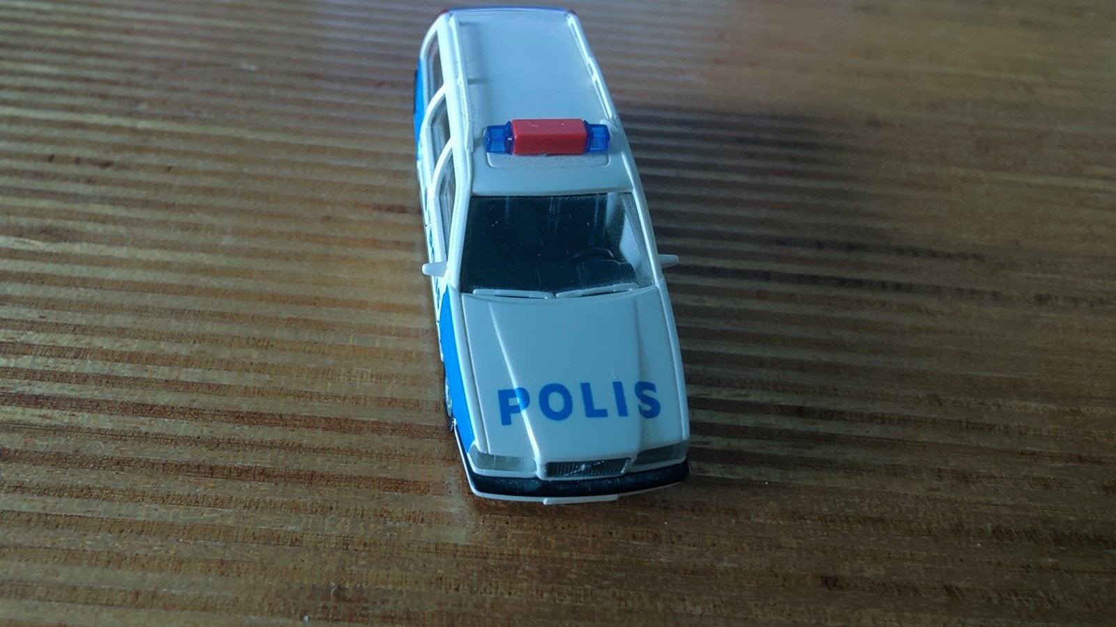 Volvo 850 Kombi - Wiking Zweedse Politie, Ophalen of Verzenden, Zo goed als nieuw, Auto, Wiking