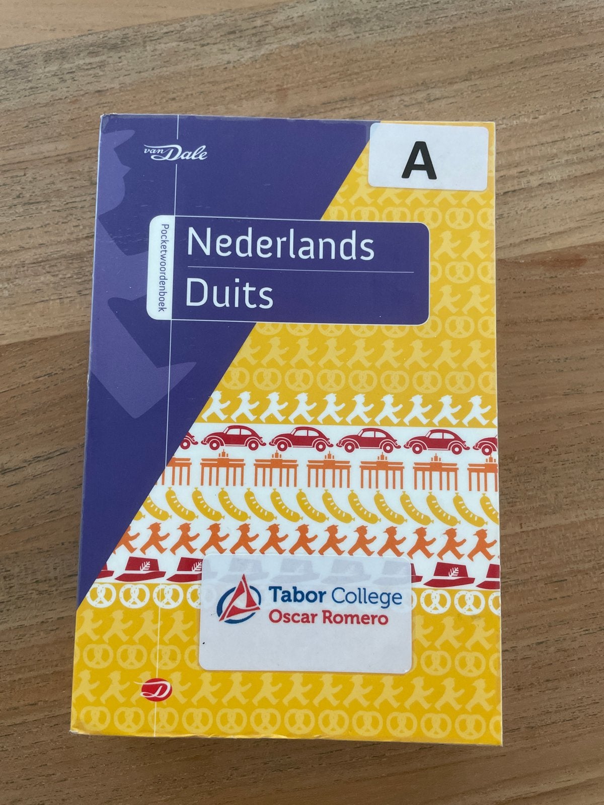 Van Dale Pocketwoordenboek Nederlands-Duits, Ophalen of Verzenden, Zo goed als nieuw, Non-fictie