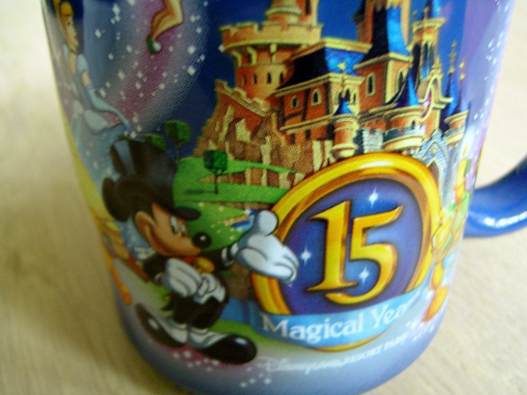Disneyland Paris grote unieke Beker/Mok/Mug 15 Magical Years, Ophalen of Verzenden, Mickey Mouse, Nieuw, Servies