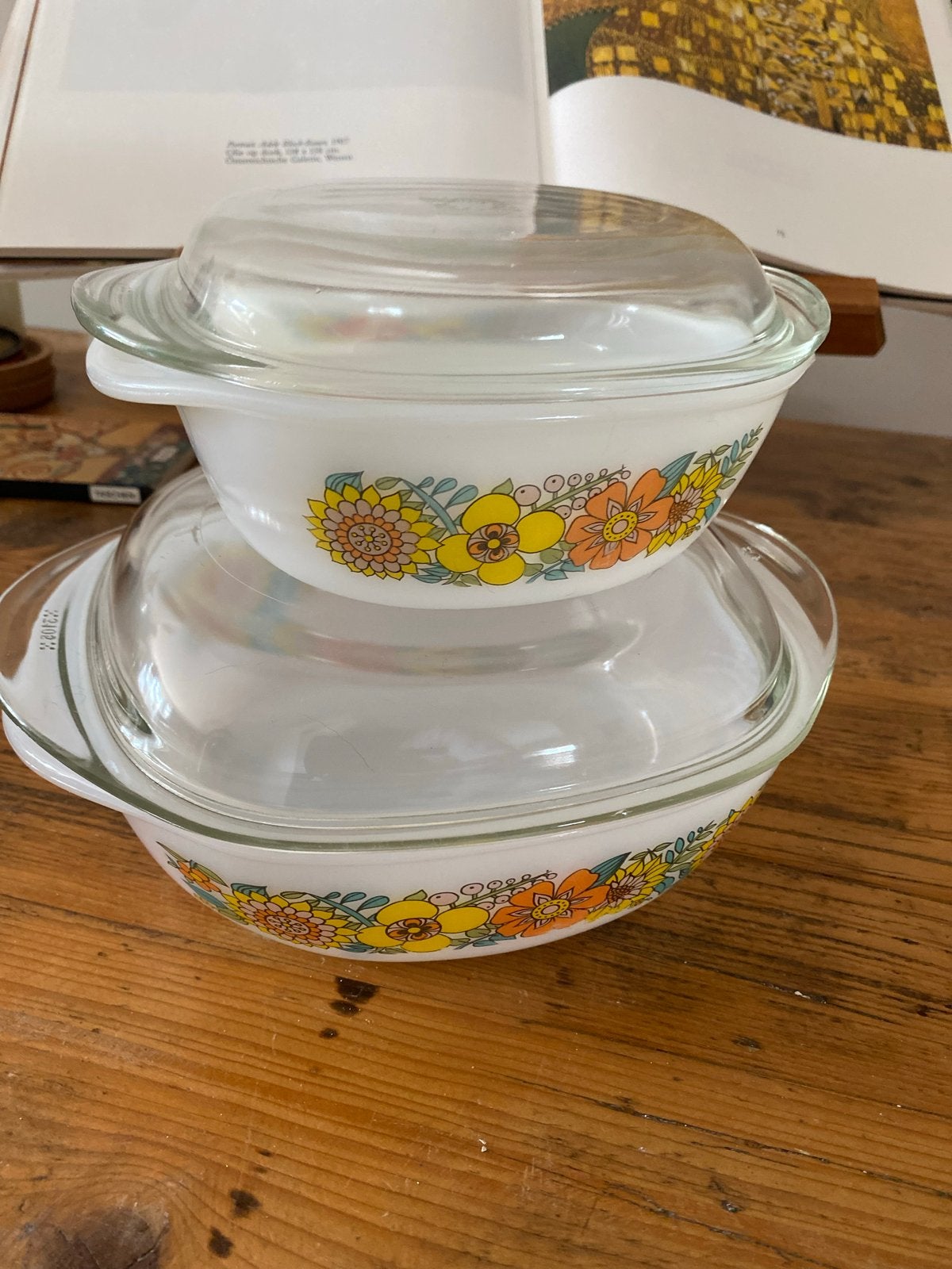 2 vintage Pyrex SCHOTT MAINZ JENA ovenschalen bloemmotief, Ophalen of Verzenden