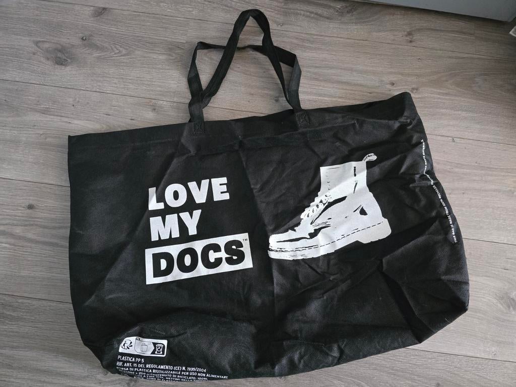 Zwart tas Dr. Martens, Nieuw (PW7), Ophalen of Verzenden, Nieuw, Zwart
