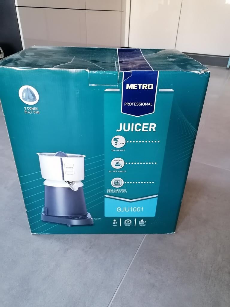 Metro Professional Juicer GJU1001 - Nieuw in doos, Witgoed en Apparatuur, Juicers, Nieuw, Citruspers, Elektrisch, Ophalen