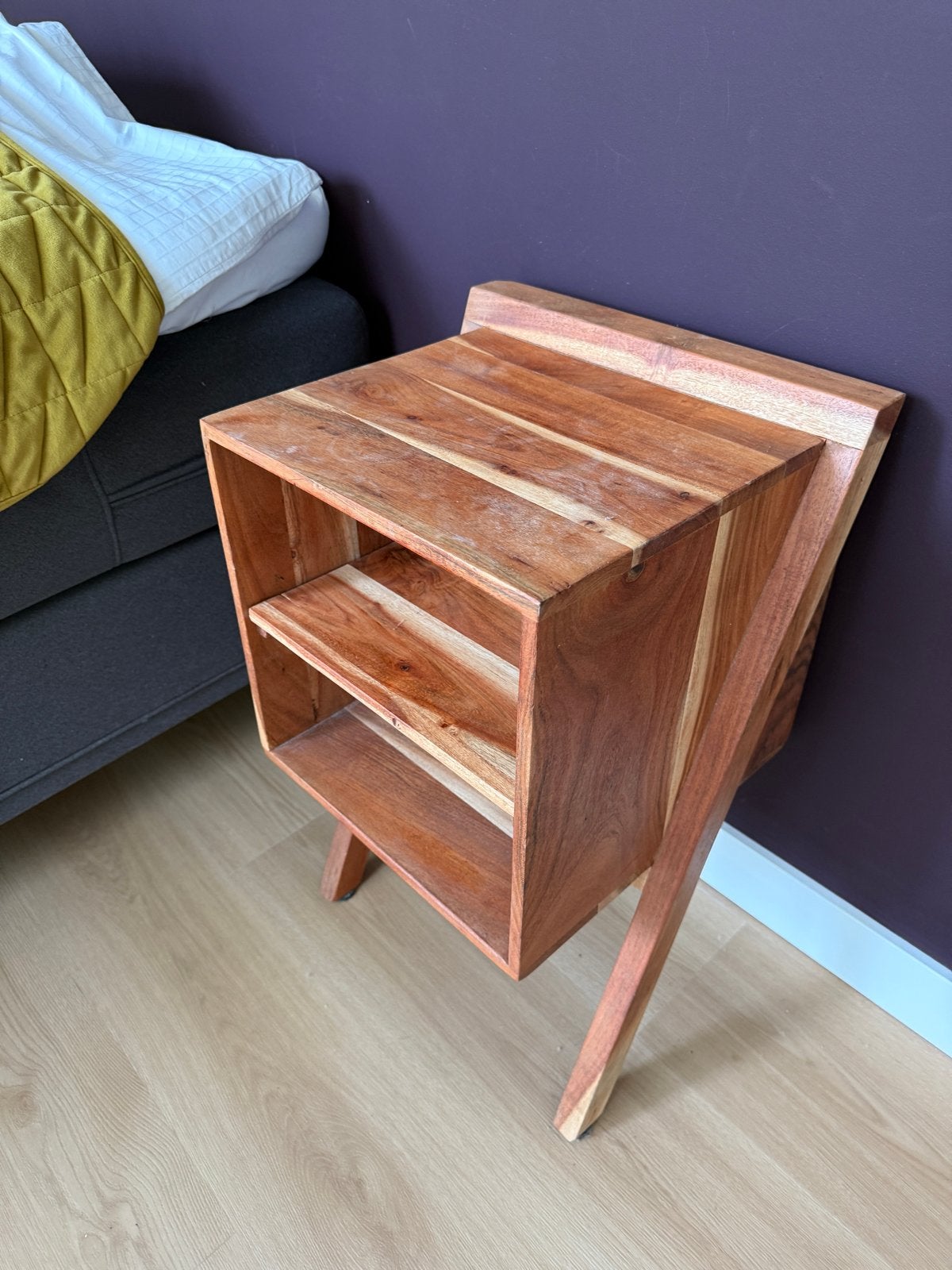 2x 4livings nachtkastjes, Ophalen, Gebruikt, Minder dan 45 cm, 55 tot 70 cm
