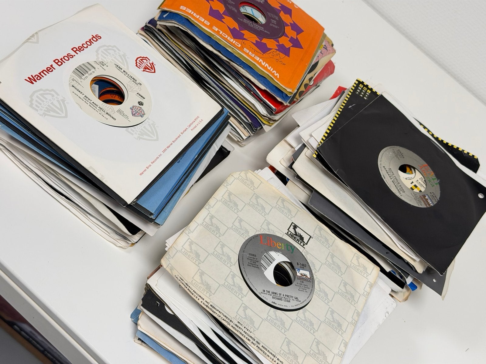 Partij 175 Vinyl Singles 7 Inch LP single Platen In 1 Koop, Ophalen of Verzenden, Zo goed als nieuw, 7 inch