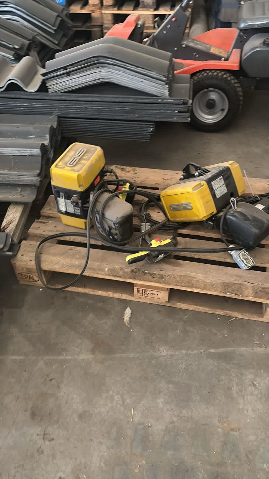2x GIS elektrische kettingtakel GCH500 – krachtstroom, Ophalen, Zo goed als nieuw, Kolomboormachine
