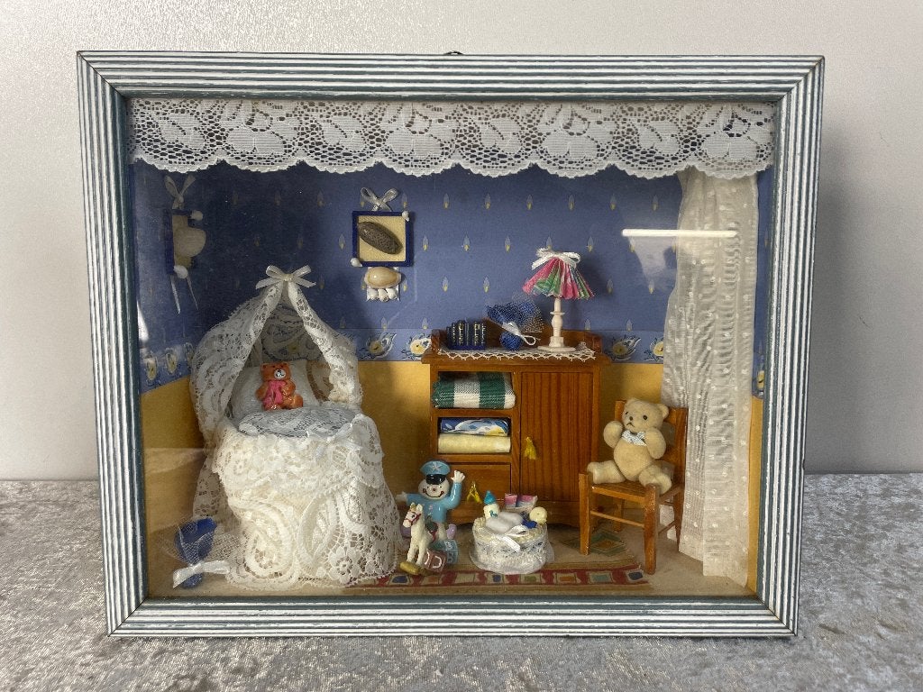 Kijkkast miniatuur poppenhuis slaapkamer, Ophalen of Verzenden, Gebruikt, Poppenhuis