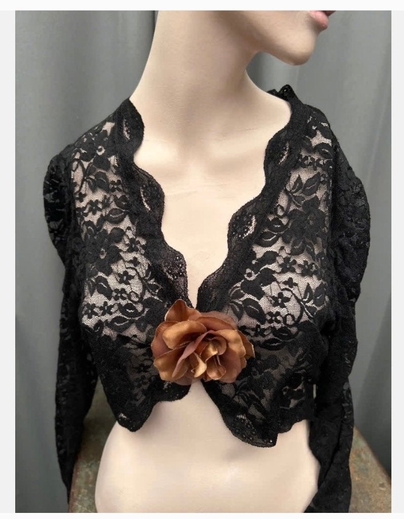 Zomerse Dames kanten bolero met mooie bloem, S/M, Kleding | Dames, Ophalen of Verzenden, Zo goed als nieuw, X, X