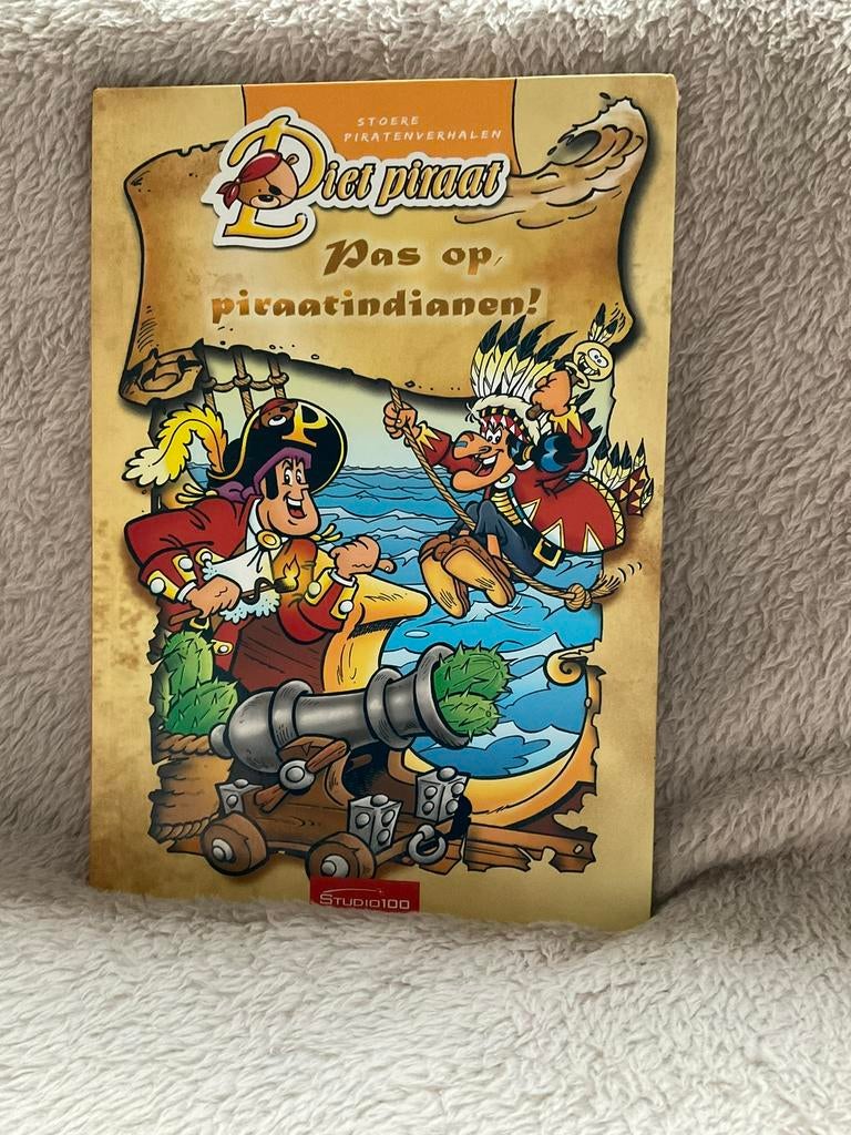 Boek Piet Piraat Pas op, piraatindianen!, Ophalen of Verzenden, Zo goed als nieuw, Fictie algemeen