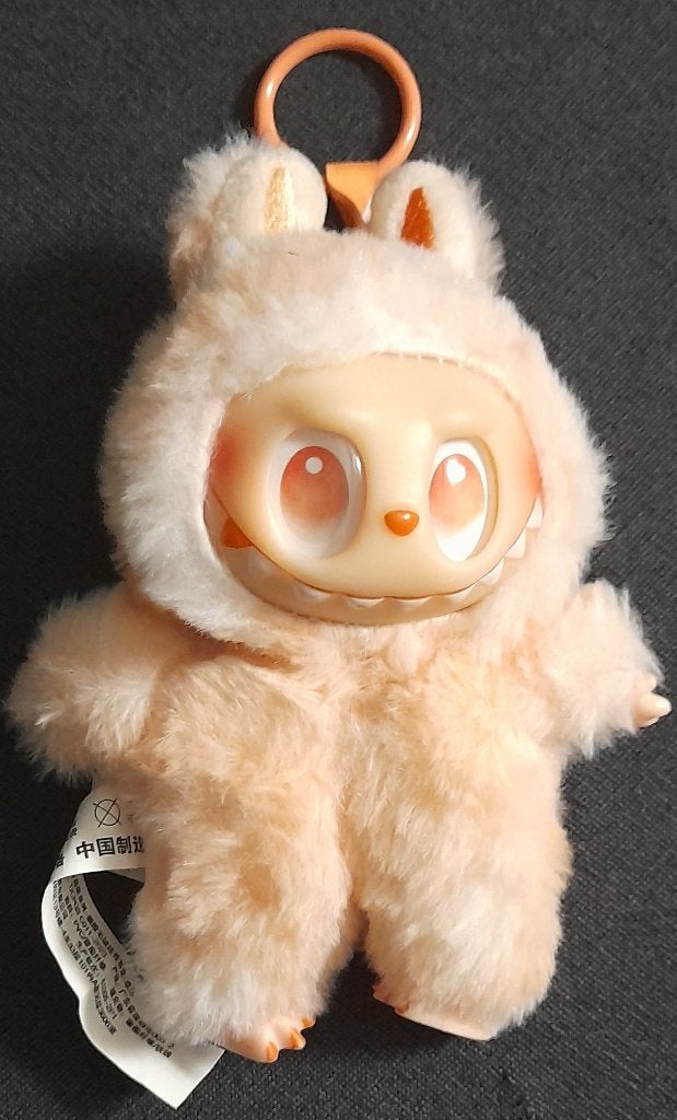 Pop Mart Labubu "Happiness" vinyl pluche hanger, Verzamelen, Poppetjes en Figuurtjes, Ophalen of Verzenden, Zo goed als nieuw