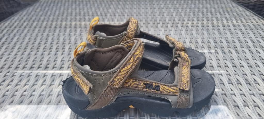 Teva sandalen - Comfortabele wandelsandalen maat 36, Bruin, Teva, Gedragen, Sandalen of Muiltjes