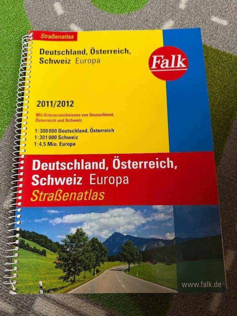 Stratenboek Duitsland Oostenrijk Zwitserland, Overige merken, Ophalen of Verzenden, Zo goed als nieuw, Europa