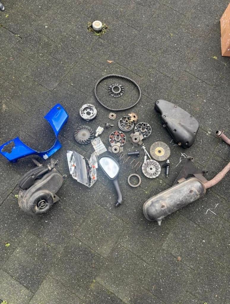 Piaggio zip onderdelen, Ophalen of Verzenden, Zo goed als nieuw, Blok