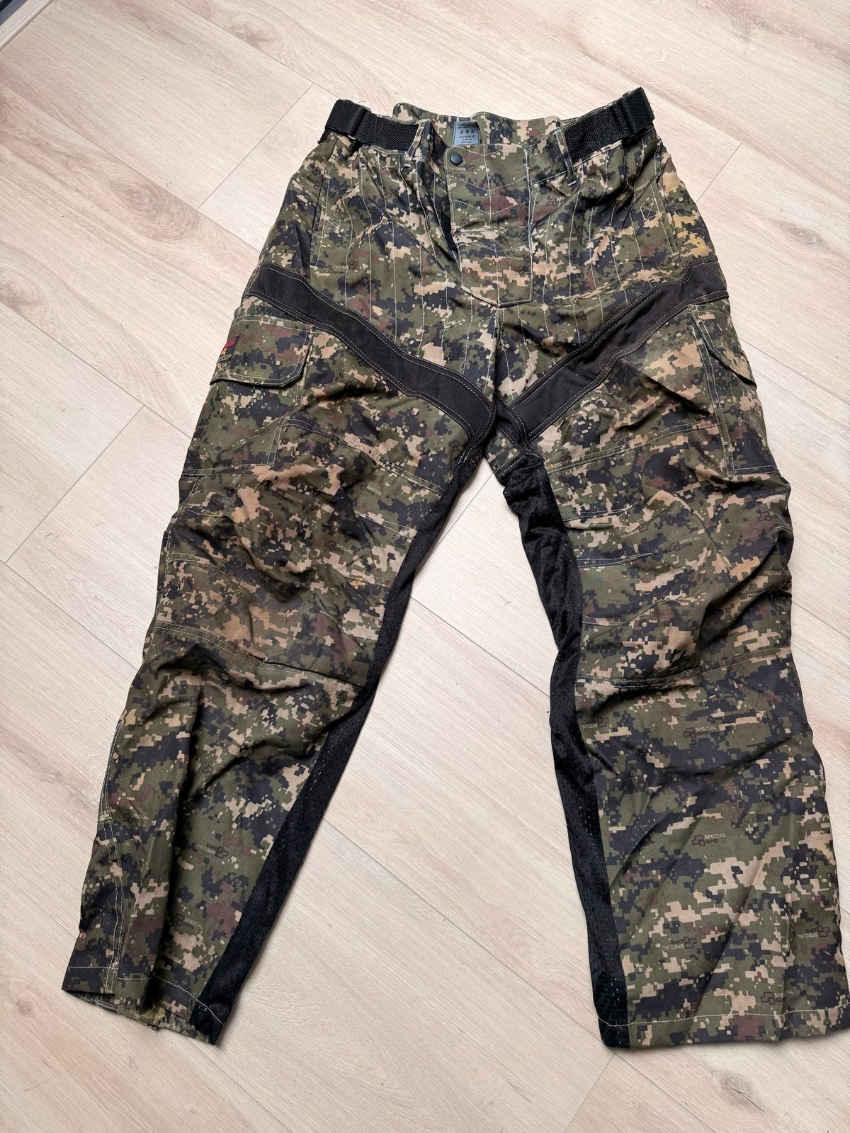 🪖 Camo Cargo Broek Heren - Digitaal Camouflage Patroon, Ophalen of Verzenden, Gedragen, Overige maten, Meerkleurig